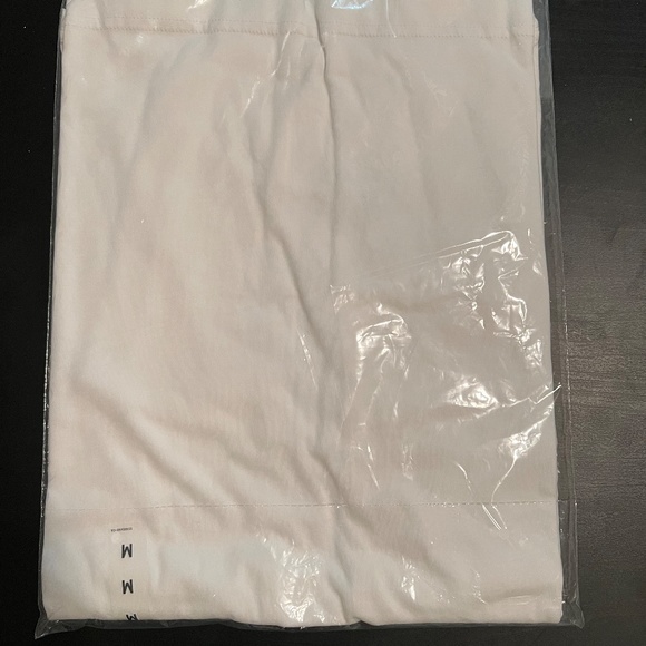 KAWS x Uniqlo UT Short Sleeve Graphic T-shirt White Pink - Picture 5 of 5